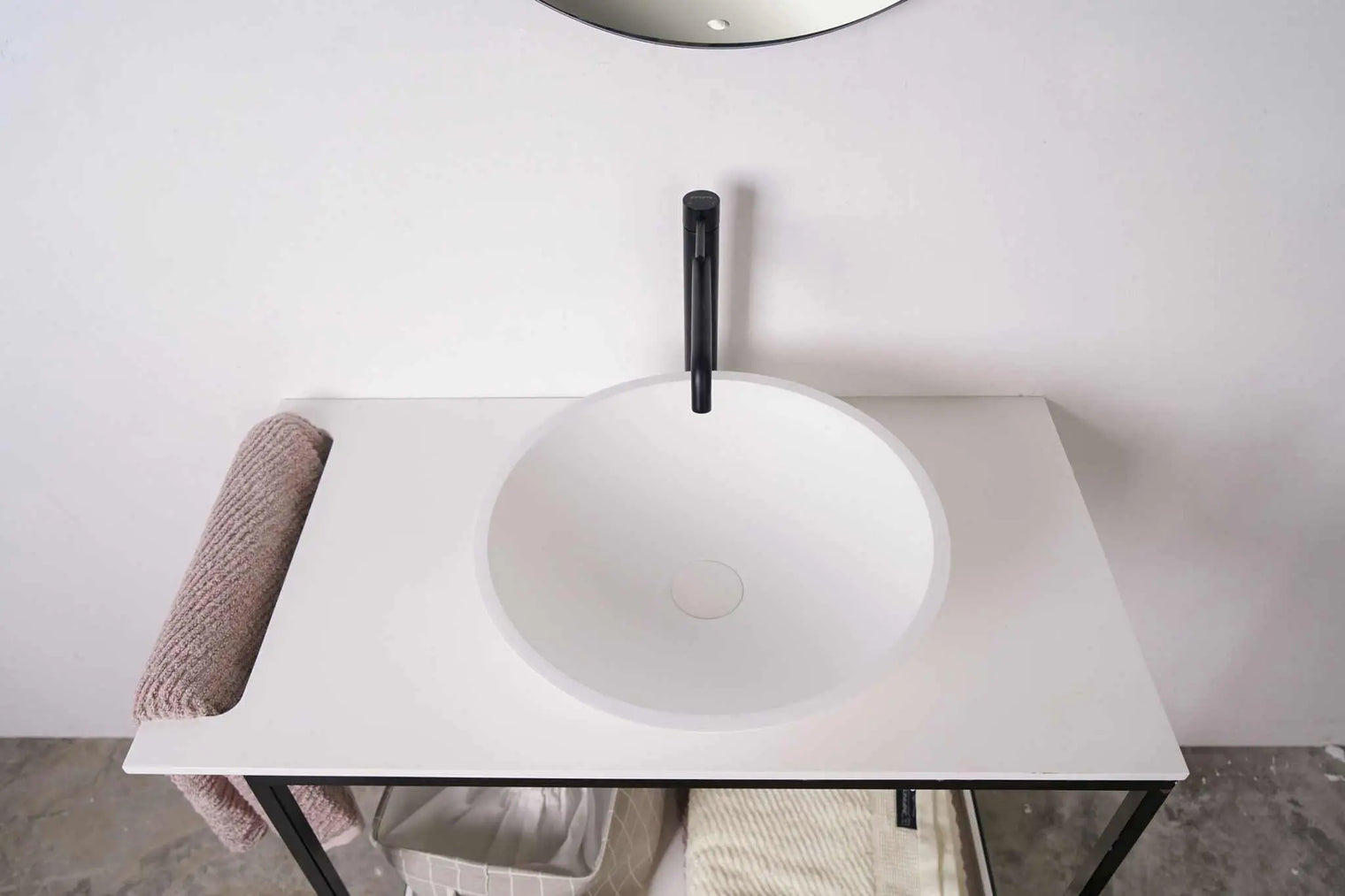 Bologna 42-OVERCOUNTER WASHBASINS-訂造一體無縫洗手盆,Tailor made Washbasins,waterbasin hk, 浴室物料,浴室裝修,訂造洗手盆,浴室翻新,Bathroomware ,Bespoke bathroom,浴室配件,訂造浴室潔具,訂造浴室傢俬,香港 浴室設計 公司,best custom bathroom furniture HK, Infinite Bath