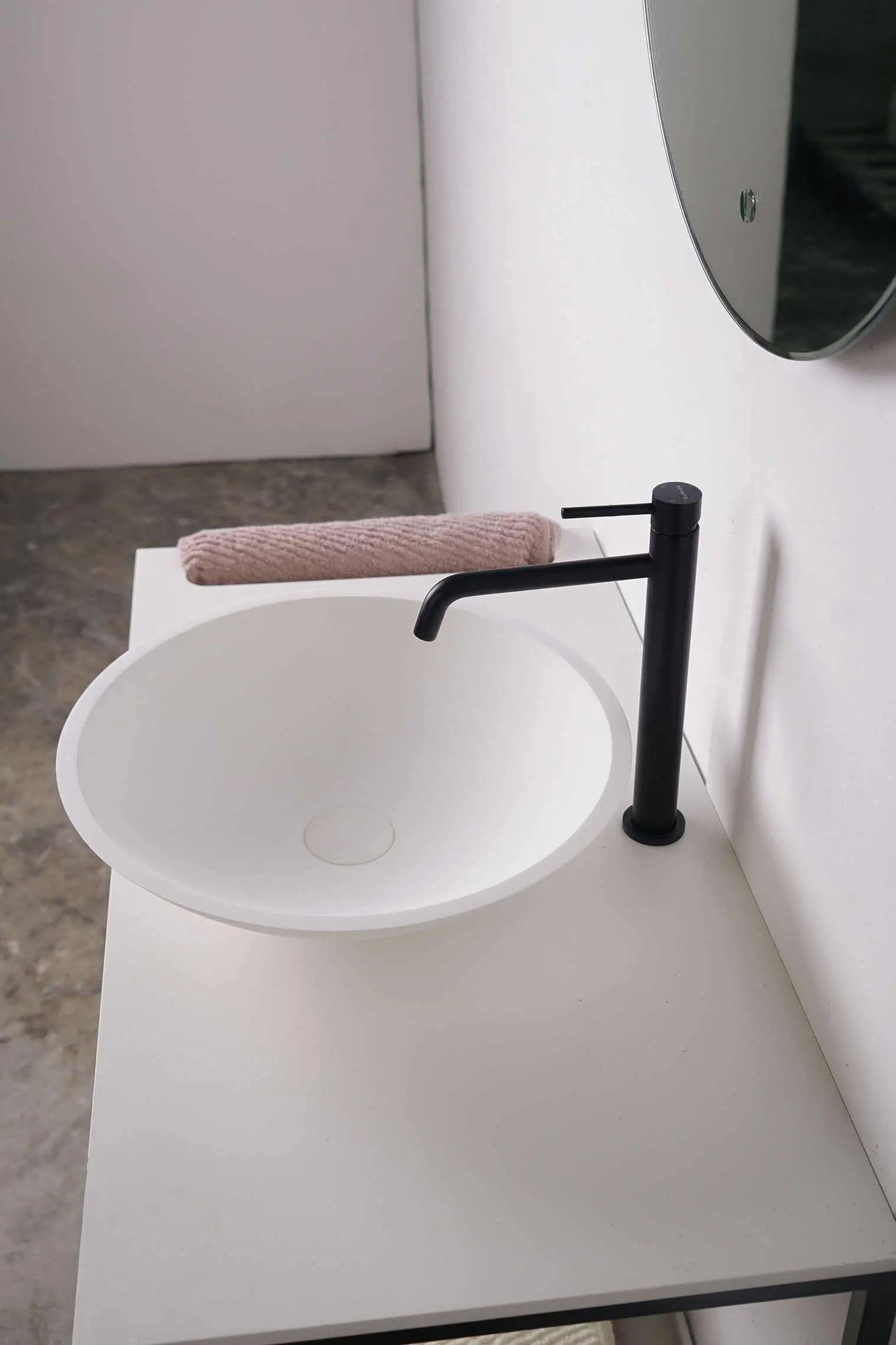 Bologna 42-OVERCOUNTER WASHBASINS-訂造一體無縫洗手盆,Tailor made Washbasins,waterbasin hk, 浴室物料,浴室裝修,訂造洗手盆,浴室翻新,Bathroomware ,Bespoke bathroom,浴室配件,訂造浴室潔具,訂造浴室傢俬,香港 浴室設計 公司,best custom bathroom furniture HK, Infinite Bath
