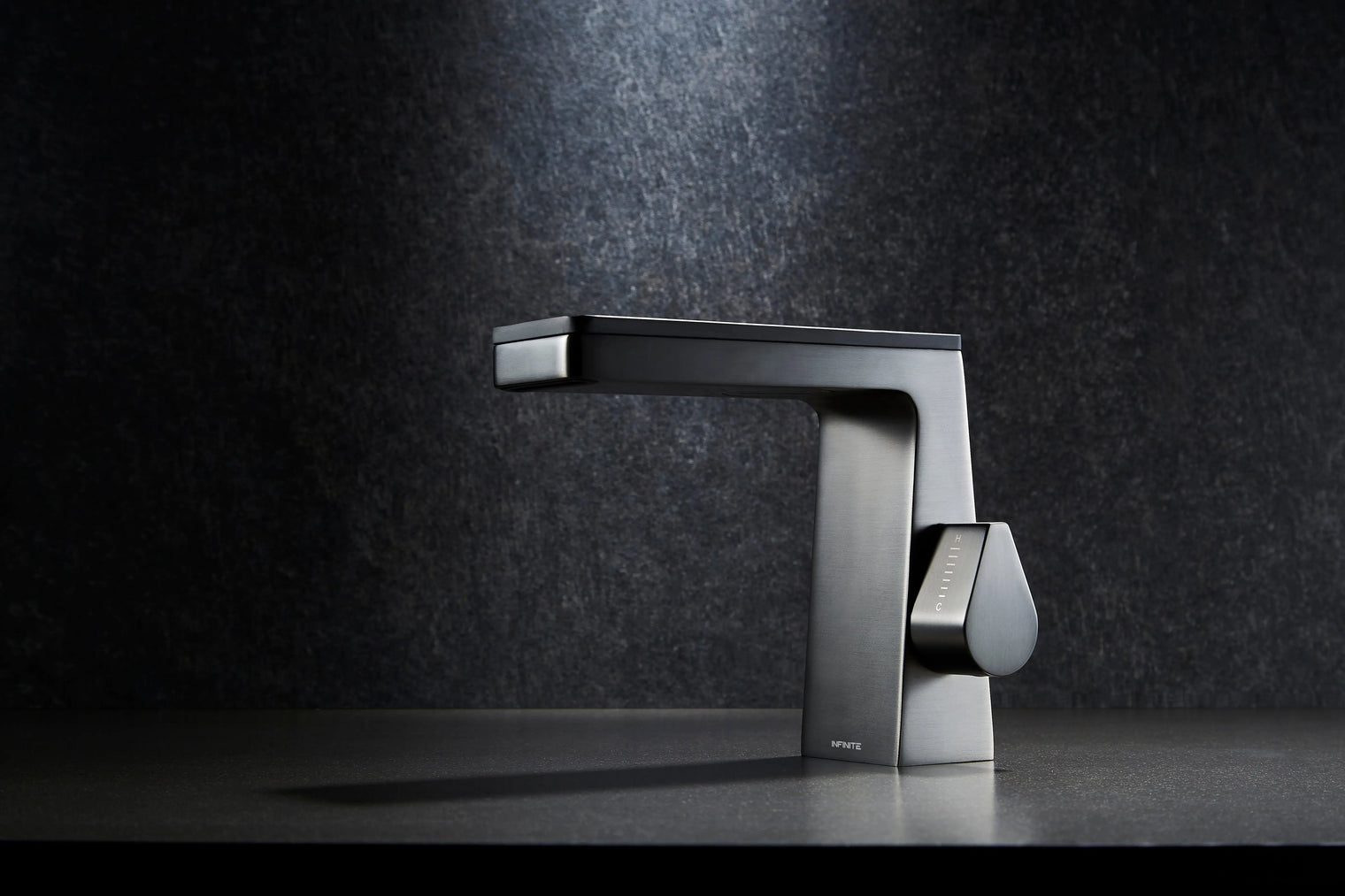 VIENNA Basin Faucet-Top Mount Faucet-INFINITE-訂造洗手盆,浴室翻新, small size bathtubs, custom-made bathtub HK,freestanding bathtub Hong Kong, 獨立式 浴缸 香港, premium bathtub brands HK, Where to buy bathtubs in Hong Kong, best custom bathroom furniture HK, Infinite Bath, Infinite浴缸, Cloakroom,Vanities, Mirrors,Bathroom Furniture, 浴室裝修,浴室 櫃 訂造