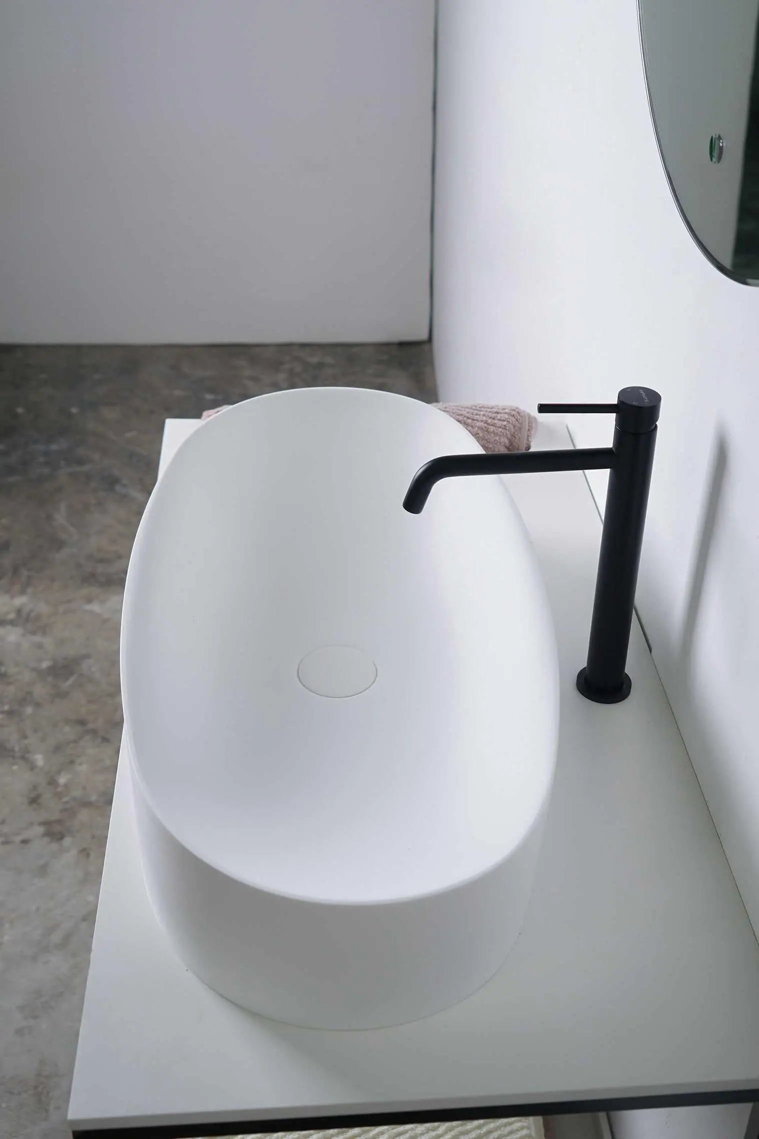 Solidcliff 70-OVERCOUNTER WASHBASINS-訂造一體無縫洗手盆,Tailor made Washbasins,waterbasin hk, 浴室物料,浴室裝修,訂造洗手盆,浴室翻新,Bathroomware ,Bespoke bathroom,浴室配件,訂造浴室潔具,訂造浴室傢俬,香港 浴室設計 公司,best custom bathroom furniture HK, Infinite Bath