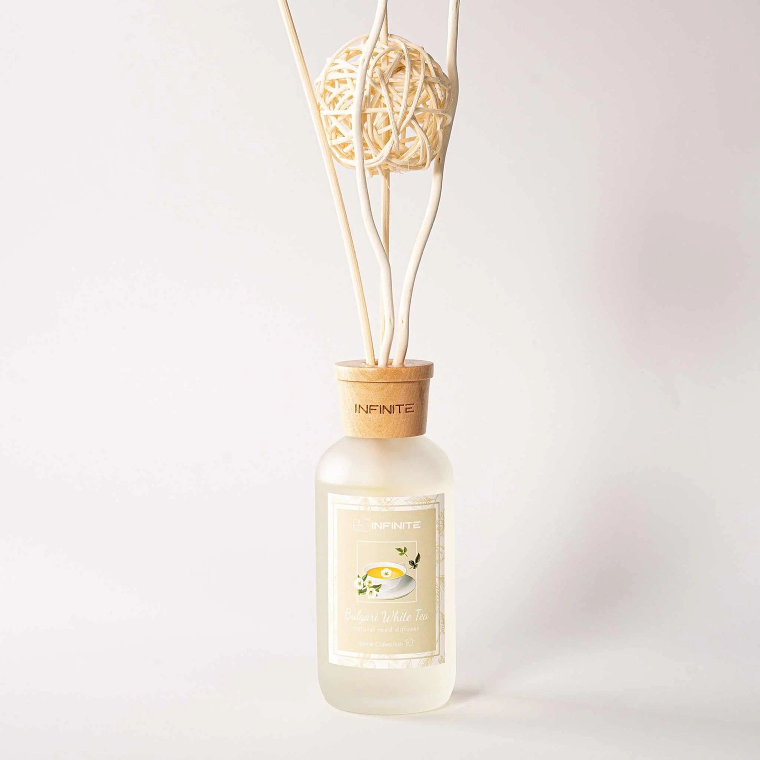 Flower Scents,INFINITE BATH,Aroma Diffuser,浴室廁所消臭,洗手間香薰,bathroom diffuser, toilet diffuser, bespoke bathroom hk,浴室擴香, 香港浴室設計, bathroom design hong kong