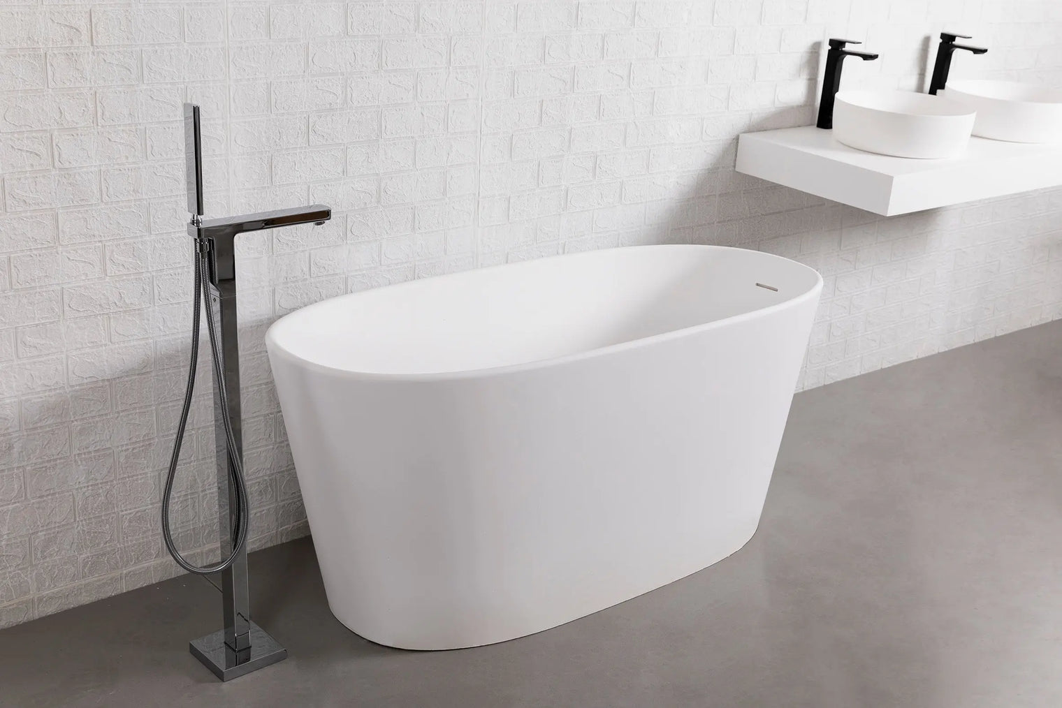 Verona 150-BATHTUBS-INFINITE-Verona 150-BATHTUBS-Bespoke Bathroom Renovation, bespoke bathtub Hong Kong, Hong Kong luxury bathroom furniture, modern bathroom design Hong Kong, 香港 浴缸 邊度買, where to buy luxury bathtubs in Hong Kong, Infinite Bath, Infinite 浴室, Washbasin,shower screen, Bathtubs,Washbasins, 迷你浴缸香港,浴室設計 ,浴室翻新,small size bathtubs, custom-made bathtub HK,freestanding bathtub Hong Kong, 獨立式 浴缸 香港,浴室裝修,迷你浴缸,Bathtub length under 1.5m,迷利浴缸，豪華 浴缸 品牌 香港,浴室配件,浴缸香港,訂造浴室潔具,hong kong custom bathtub