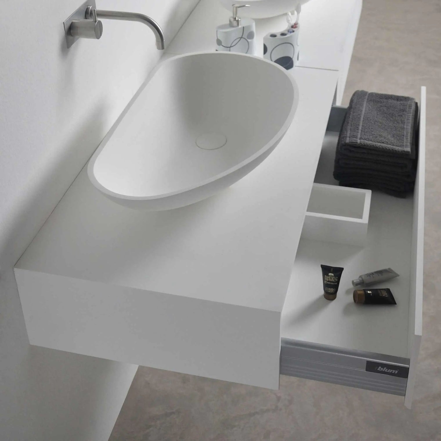 Firenze 60-OVERCOUNTER WASHBASINS-訂造一體無縫洗手盆,Tailor made Washbasins,waterbasin hk, 浴室物料,浴室裝修,訂造洗手盆,浴室翻新,Bathroomware ,Bespoke bathroom,浴室配件,訂造浴室潔具,訂造浴室傢俬,香港 浴室設計 公司,best custom bathroom furniture HK, Infinite Bath