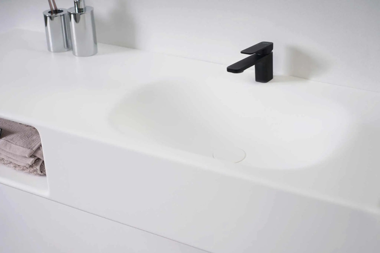 Spio WM 100R w/Shelf-WALL MOUNT WASHBASINS-訂造一體無縫洗手盆,Tailor made Washbasins,waterbasin hk, 浴室物料,浴室裝修,訂造洗手盆,浴室翻新,Bathroomware ,Bespoke bathroom,浴室配件,訂造浴室潔具,訂造浴室傢俬,香港 浴室設計 公司,best custom bathroom furniture HK, Infinite Bath