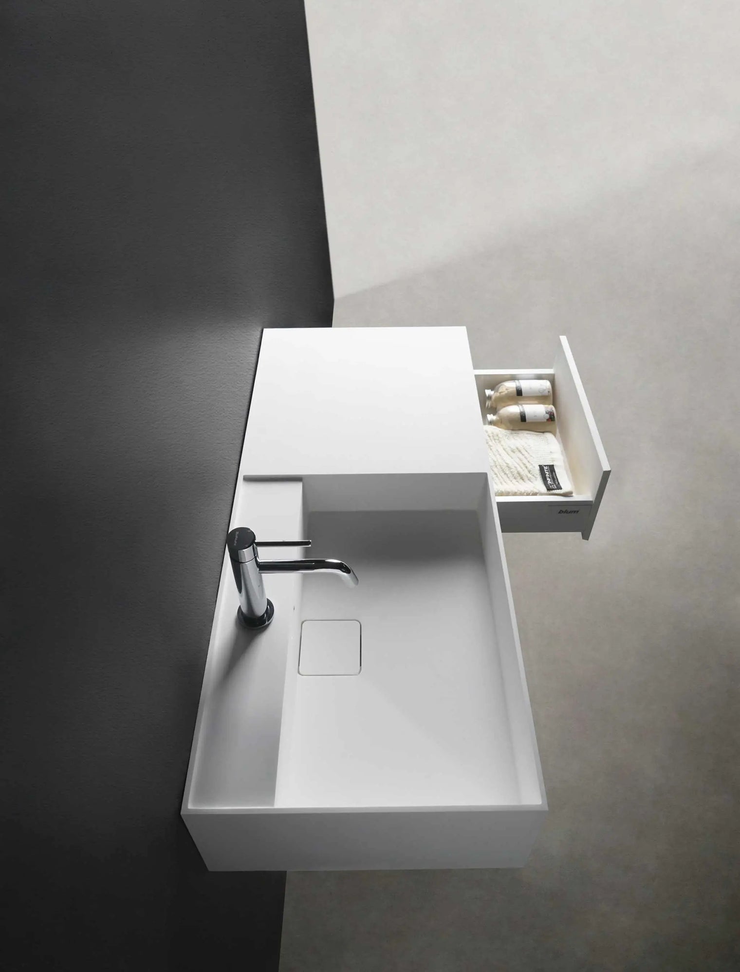 bathroom vanity CUBE-X WM 90L w/Drawer-WALL MOUNT WASHBASINS-訂造一體無縫洗手盆,Tailor made Washbasins,waterbasin hk, 浴室物料,浴室裝修,訂造洗手盆,浴室翻新,Bathroomware ,Bespoke bathroom,浴室配件,訂造浴室潔具,訂造浴室傢俬,香港 浴室設計 公司,best custom bathroom furniture HK, Infinite Bath