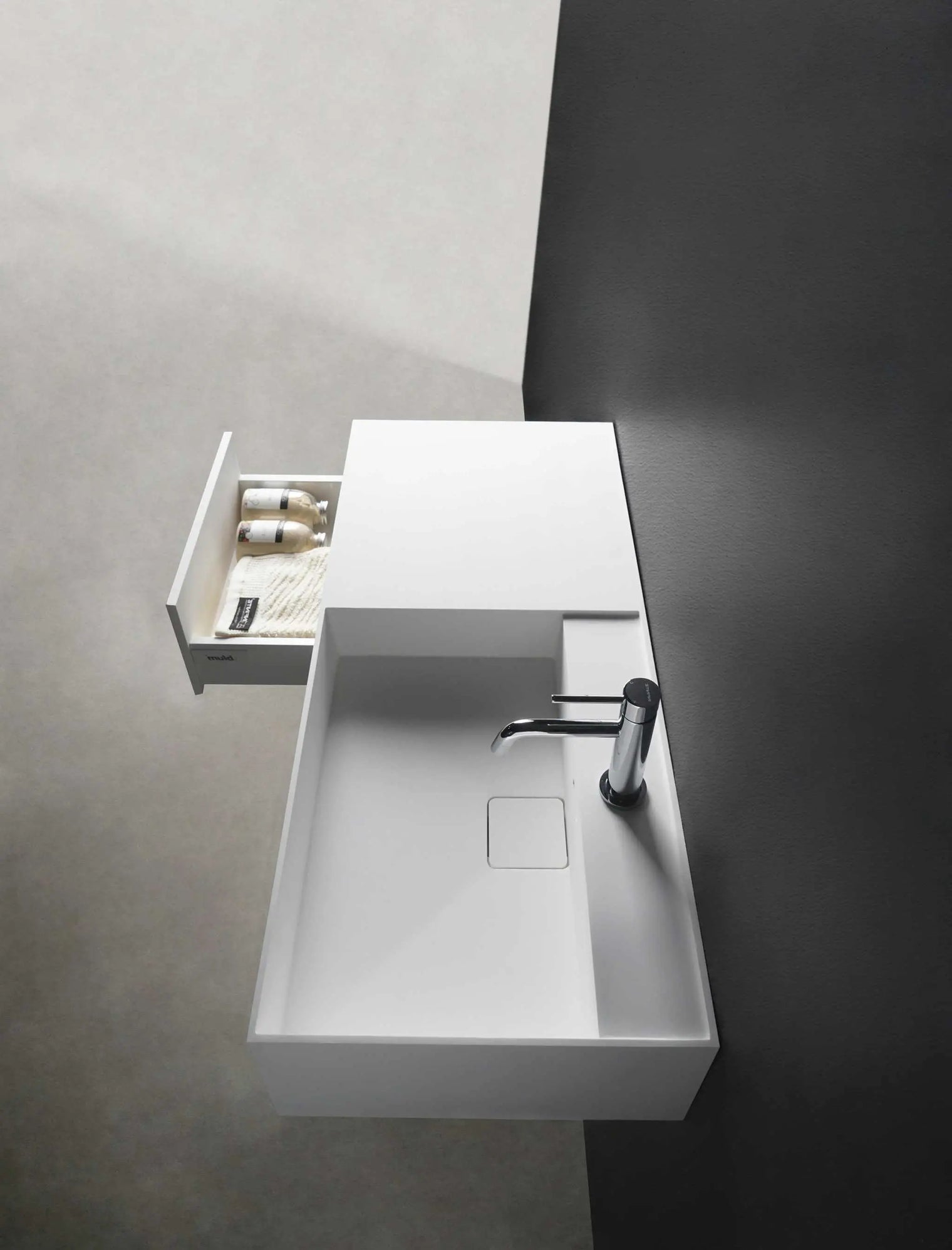 bathroom vanity CUBE-X WM 90R w/Drawer-WALL MOUNT WASHBASINS-訂造一體無縫洗手盆,Tailor made Washbasins,waterbasin hk, 浴室物料,浴室裝修,訂造洗手盆,浴室翻新,Bathroomware ,Bespoke bathroom,浴室配件,訂造浴室潔具,訂造浴室傢俬,香港 浴室設計 公司,best custom bathroom furniture HK, Infinite Bath