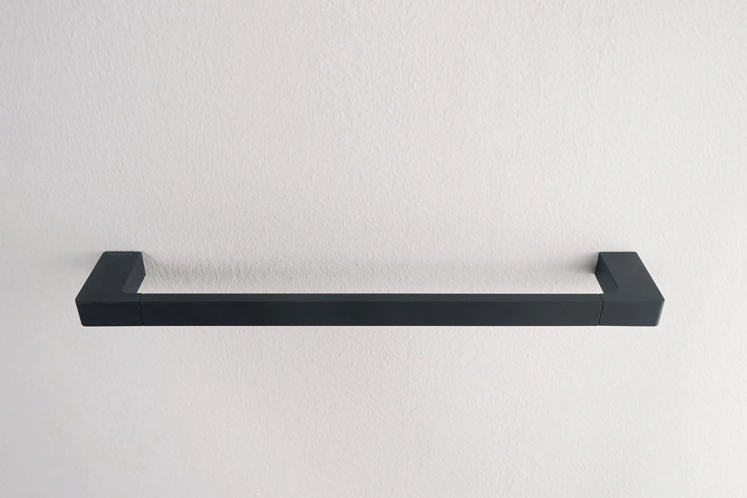 WIEN Towel Rail 60-Towel Rails & Towel Rings-high-end bathtub showroom Hong Kong, Infinite Bath, Infinite Showroom, mirror cabinet,Bathtub details, Bathroom Accessories,bathroom solid surface, bathroom tailor,bathroom furniture, 浴室物料,浴室配件,浴缸香港, Bathroomware ,Bespoke bathroom,洗手盤 訂造,Cloakroom,Vanities, Mirrors,Bathroom Furniture, 浴室裝修,浴室 櫃 訂造