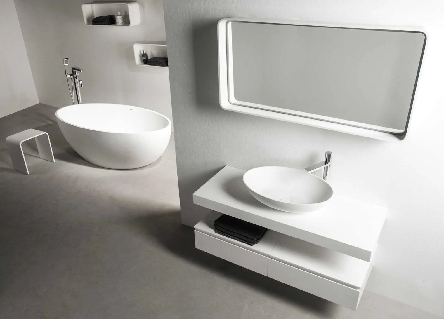 Ferrara 180-BATHTUBS-INFINITE-訂造洗手盆,浴室翻新, small size bathtubs, custom-made bathtub HK,freestanding bathtub Hong Kong, 獨立式 浴缸 香港, premium bathtub brands HK, Where to buy bathtubs in Hong Kong, best custom bathroom furniture HK, Infinite Bath, Infinite浴缸, Cloakroom,Vanities, Mirrors,Bathroom Furniture, 浴室裝修,浴室 櫃 訂造
