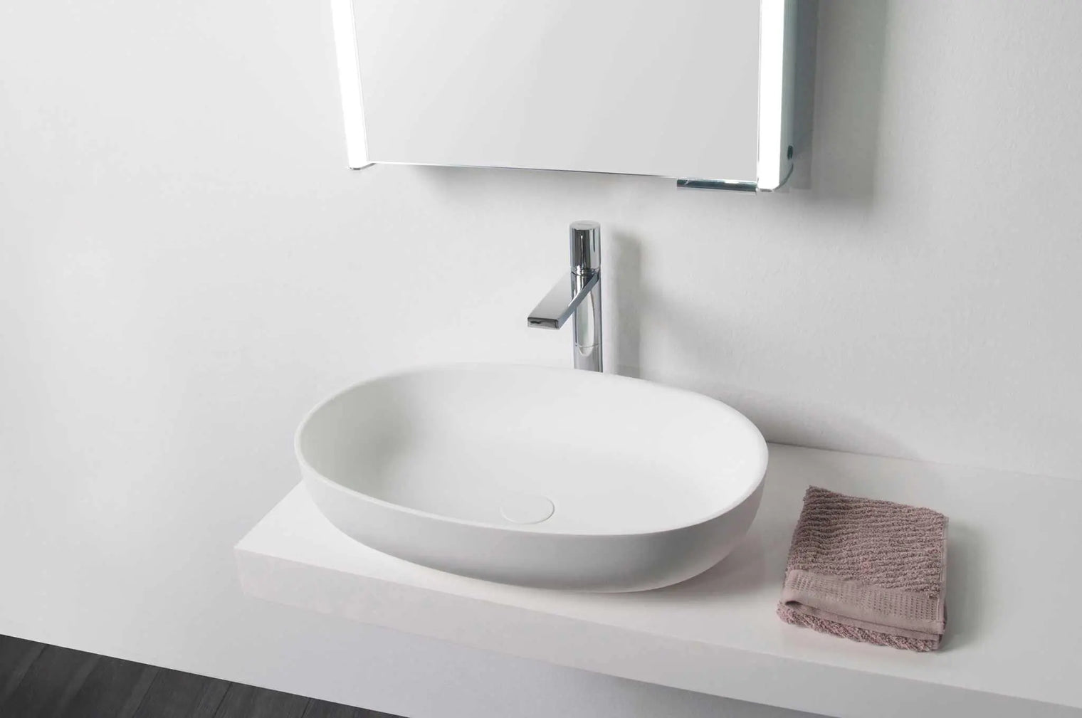 Niagara 60-OVERCOUNTER WASHBASINS-訂造一體無縫洗手盆,Tailor made Washbasins,waterbasin hk, 浴室物料,浴室裝修,訂造洗手盆,浴室翻新,Bathroomware ,Bespoke bathroom,浴室配件,訂造浴室潔具,訂造浴室傢俬,香港 浴室設計 公司,best custom bathroom furniture HK, Infinite Bath