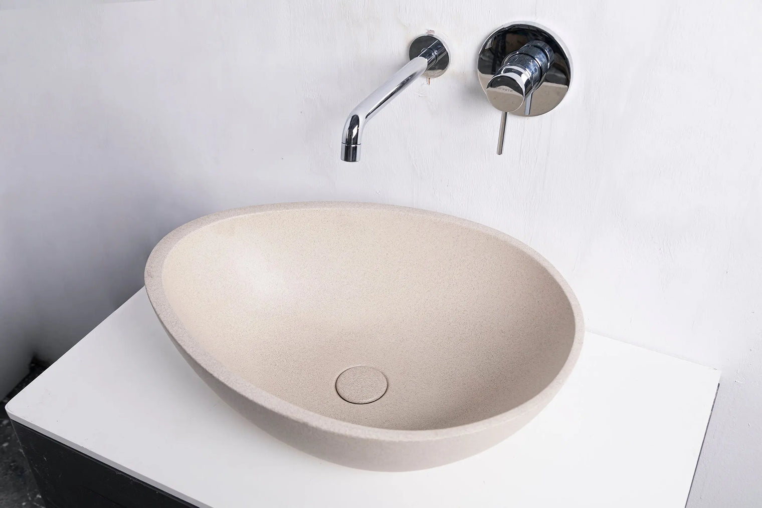 PADUA 53.5-OVERCOUNTER WASHBASINS-訂造一體無縫洗手盆,Tailor made Washbasins,waterbasin hk, 浴室物料,浴室裝修,訂造洗手盆,浴室翻新,Bathroomware ,Bespoke bathroom,浴室配件,訂造浴室潔具,訂造浴室傢俬,香港 浴室設計 公司,best custom bathroom furniture HK, Infinite Bath
