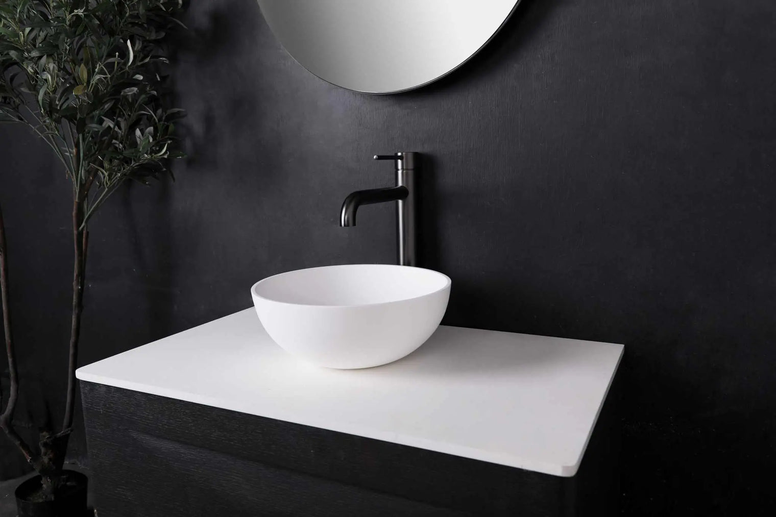 Super Thin Edge 32-OVERCOUNTER WASHBASINS-訂造一體無縫洗手盆,Tailor made Washbasins,waterbasin hk, 浴室物料,浴室裝修,訂造洗手盆,浴室翻新,Bathroomware ,Bespoke bathroom,浴室配件,訂造浴室潔具,訂造浴室傢俬,香港 浴室設計 公司,best custom bathroom furniture HK, Infinite Bath