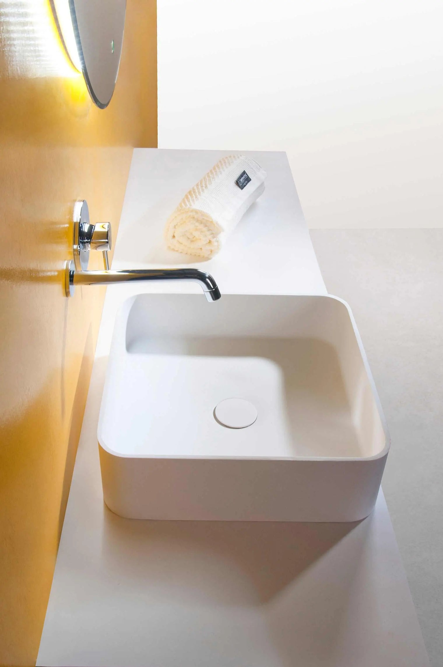 Super Thin Edge RS 40-OVERCOUNTER WASHBASINS-訂造一體無縫洗手盆,Tailor made Washbasins,waterbasin hk, 浴室物料,浴室裝修,訂造洗手盆,浴室翻新,Bathroomware ,Bespoke bathroom,浴室配件,訂造浴室潔具,訂造浴室傢俬,香港 浴室設計 公司,best custom bathroom furniture HK, Infinite Bath