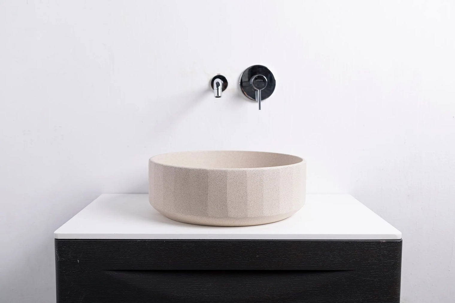 TRENTO D42-OVERCOUNTER WASHBASINS-訂造一體無縫洗手盆,Tailor made Washbasins,waterbasin hk, 浴室物料,浴室裝修,訂造洗手盆,浴室翻新,Bathroomware ,Bespoke bathroom,浴室配件,訂造浴室潔具,訂造浴室傢俬,香港 浴室設計 公司,best custom bathroom furniture HK, Infinite Bath