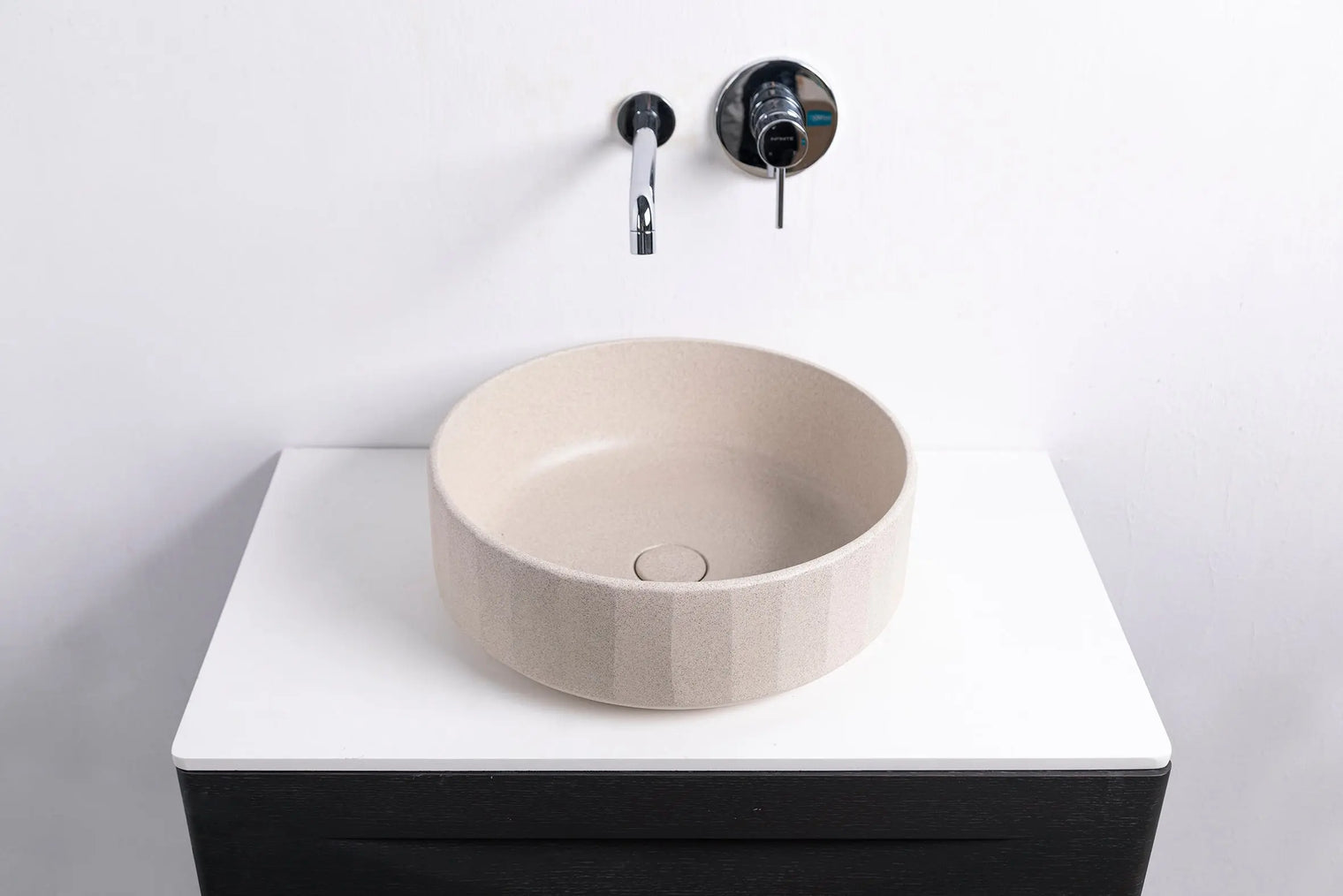 TRENTO D42-OVERCOUNTER WASHBASINS-訂造一體無縫洗手盆,Tailor made Washbasins,waterbasin hk, 浴室物料,浴室裝修,訂造洗手盆,浴室翻新,Bathroomware ,Bespoke bathroom,浴室配件,訂造浴室潔具,訂造浴室傢俬,香港 浴室設計 公司,best custom bathroom furniture HK, Infinite Bath