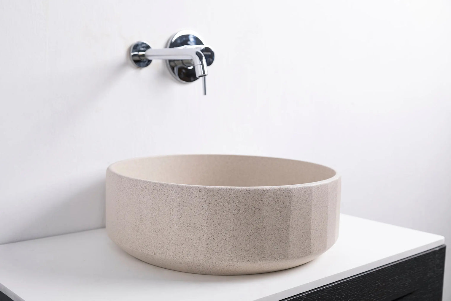 TRENTO D42-OVERCOUNTER WASHBASINS-訂造一體無縫洗手盆,Tailor made Washbasins,waterbasin hk, 浴室物料,浴室裝修,訂造洗手盆,浴室翻新,Bathroomware ,Bespoke bathroom,浴室配件,訂造浴室潔具,訂造浴室傢俬,香港 浴室設計 公司,best custom bathroom furniture HK, Infinite Bath